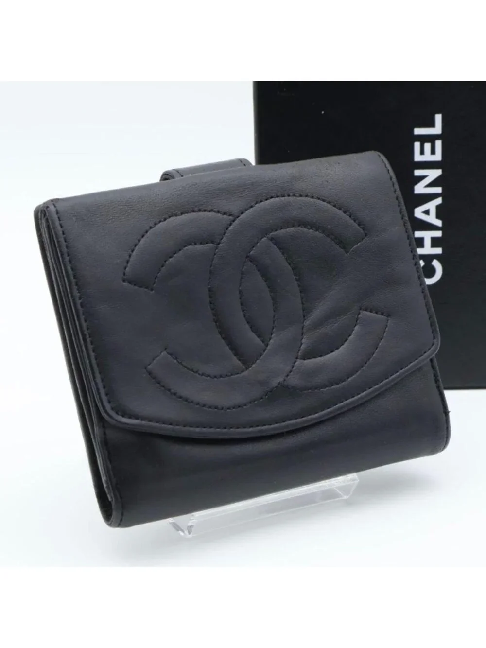 Chanel Jumbo CC Logo Hook Bifold Wallet Lambskin Black